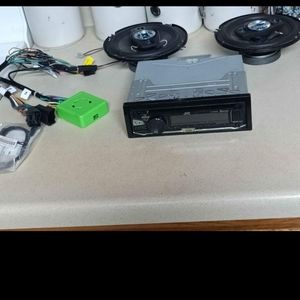 Car stereo with cd player